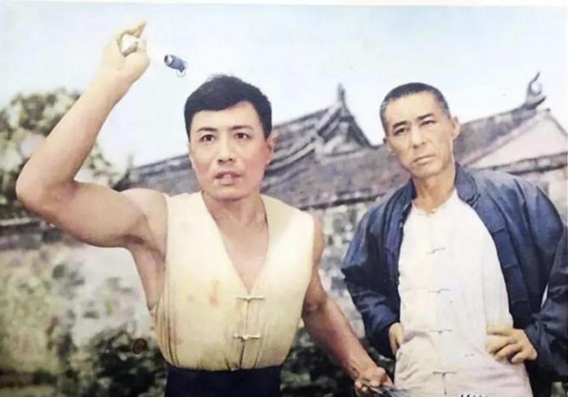 来源  猎猎军旗 电影《飞刀华》,上海海燕电影制片厂1963年摄制,根据