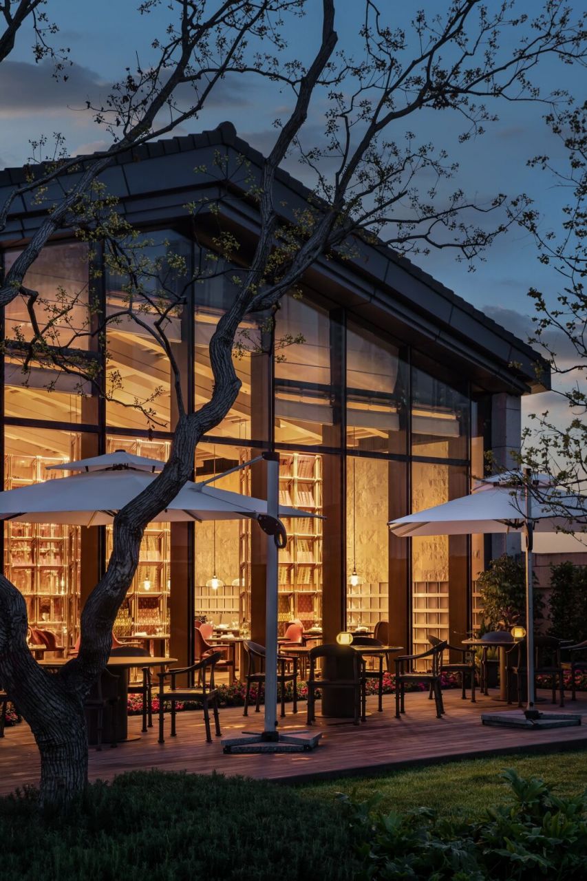 成都传统建筑元素 我是成都华润木棉花酒店项目,我所在的地方是成都