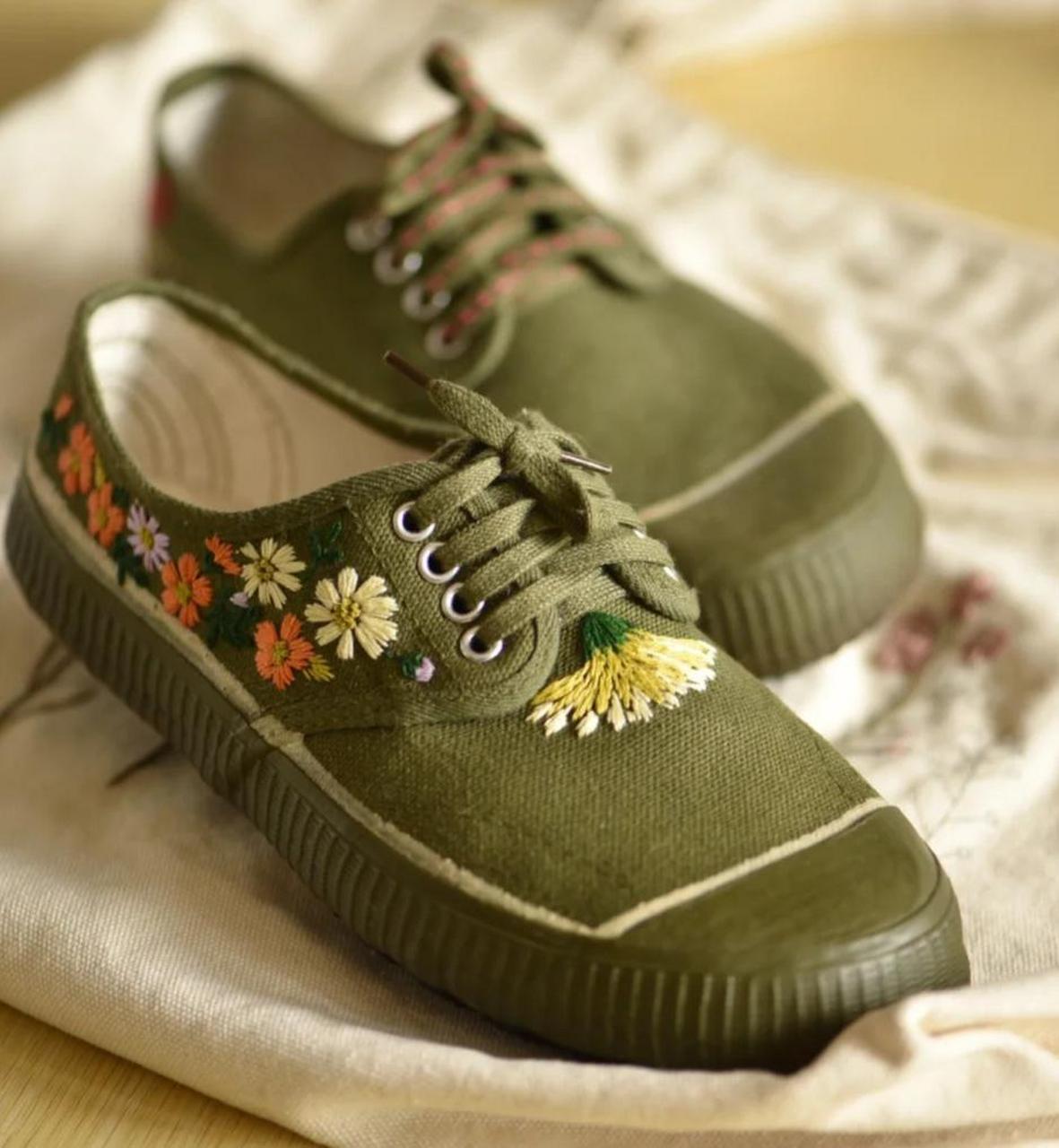 给我的鞋子绣个花!