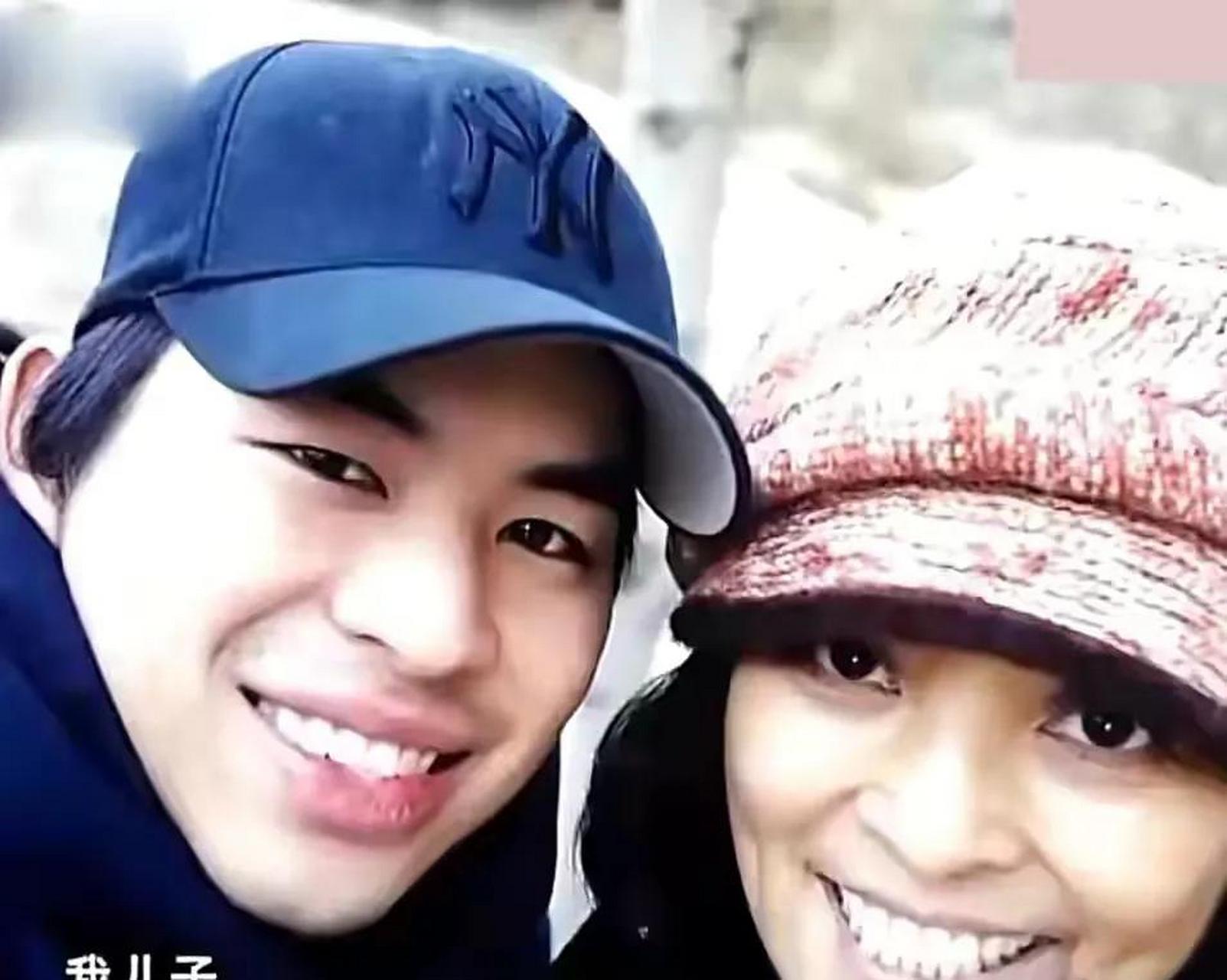 女演员李勤勤,三任老公都是外国人!主持人问她:为什么不嫁中国人?