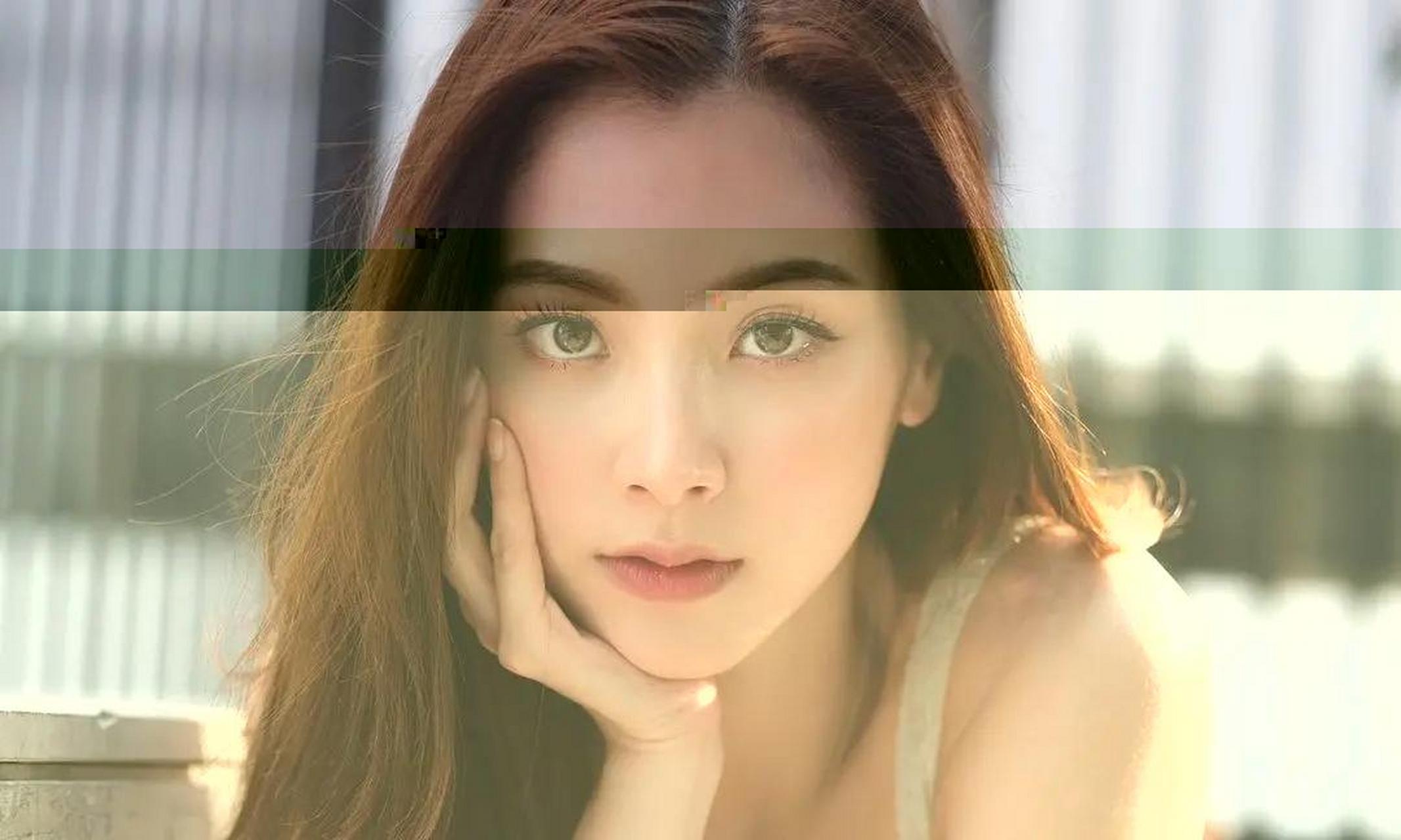 平采娜·乐维瑟派布恩 pimchanok leuwisetpaibul(小水),泰国人气演员