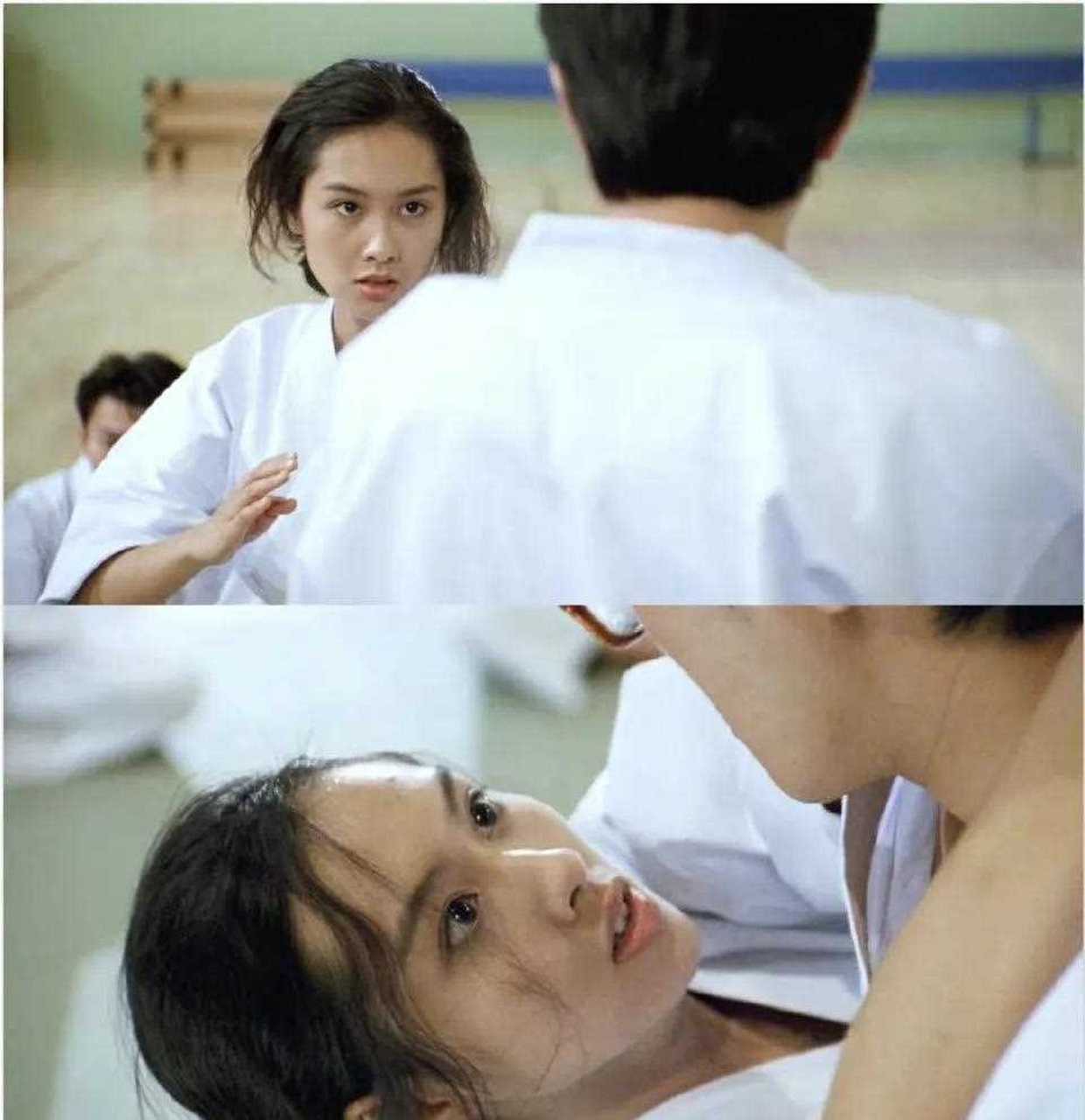 1992年《逃学威龙2》,朱茵饰演sandy,清纯可人,眼睛里有星星