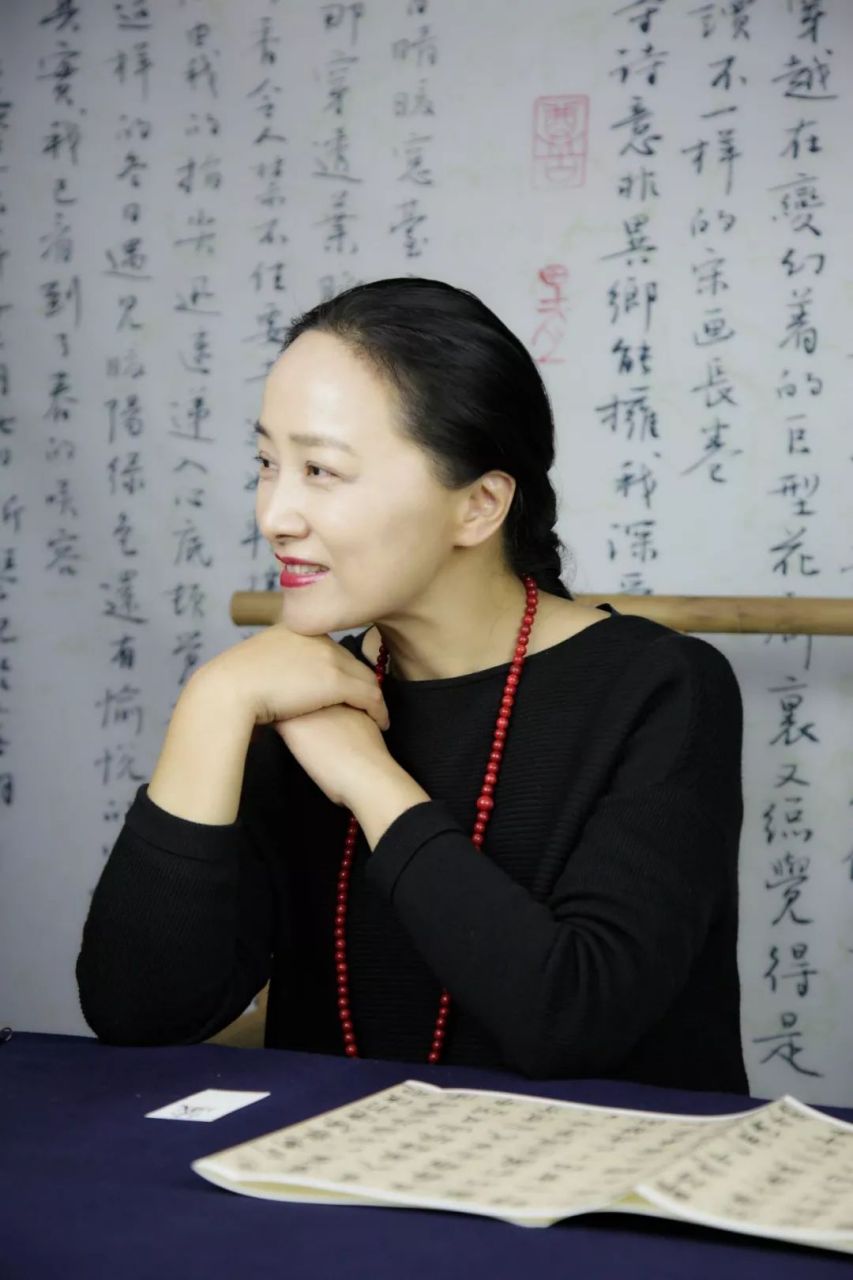 韦斯琴是当代中国女性书法家中的佼佼者,她的书法作品以楷书,行书