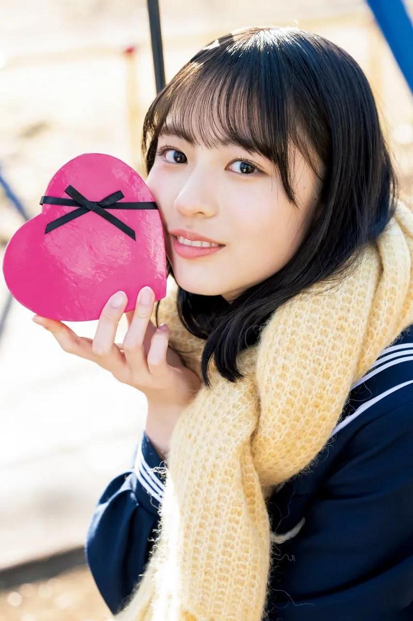 正源司阳子小清新春夏户外穿搭写真.