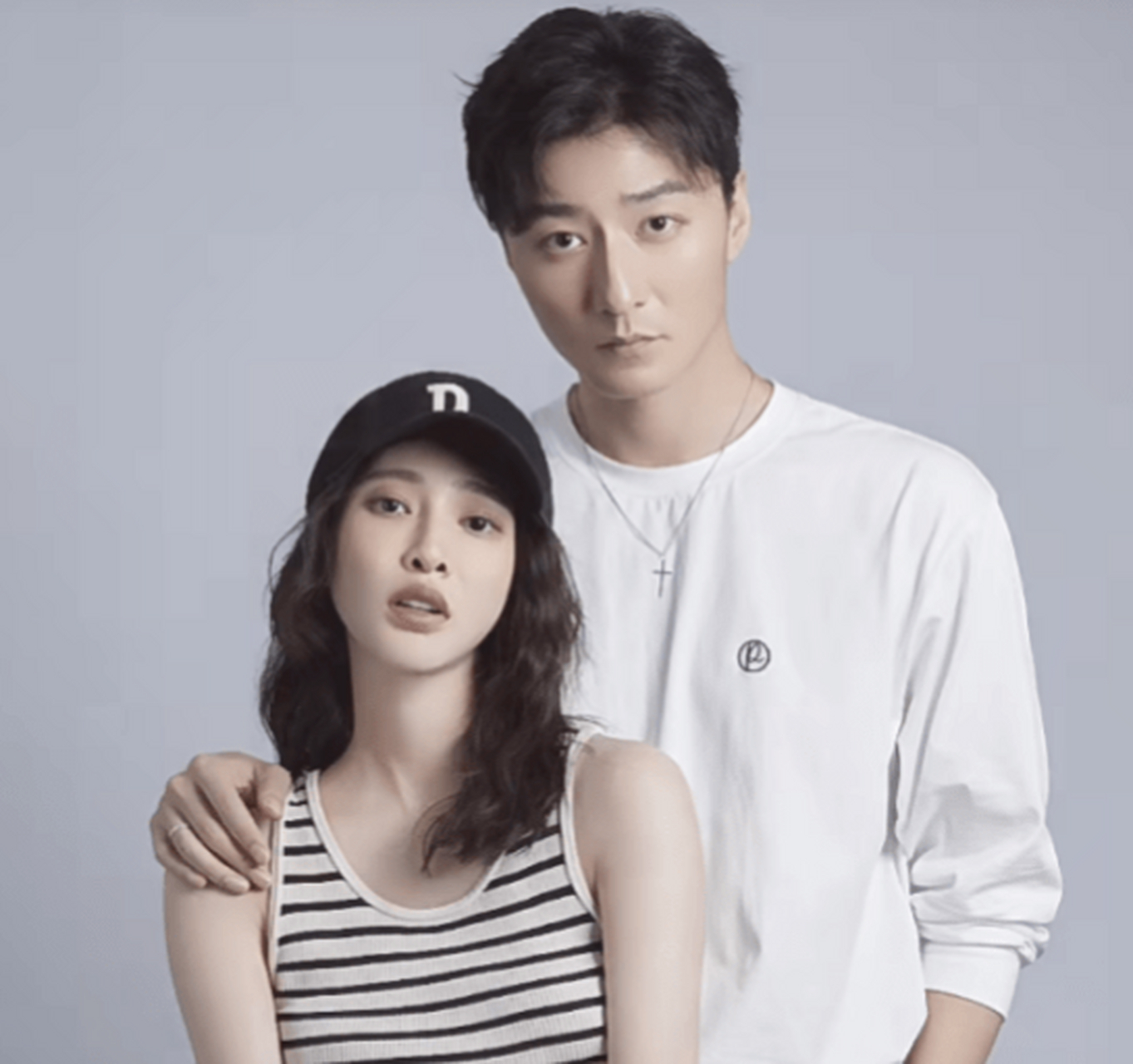 演员金泽灏官宣产子,晒宝宝出生照,妻子白柳汐生产前曾感染新冠.