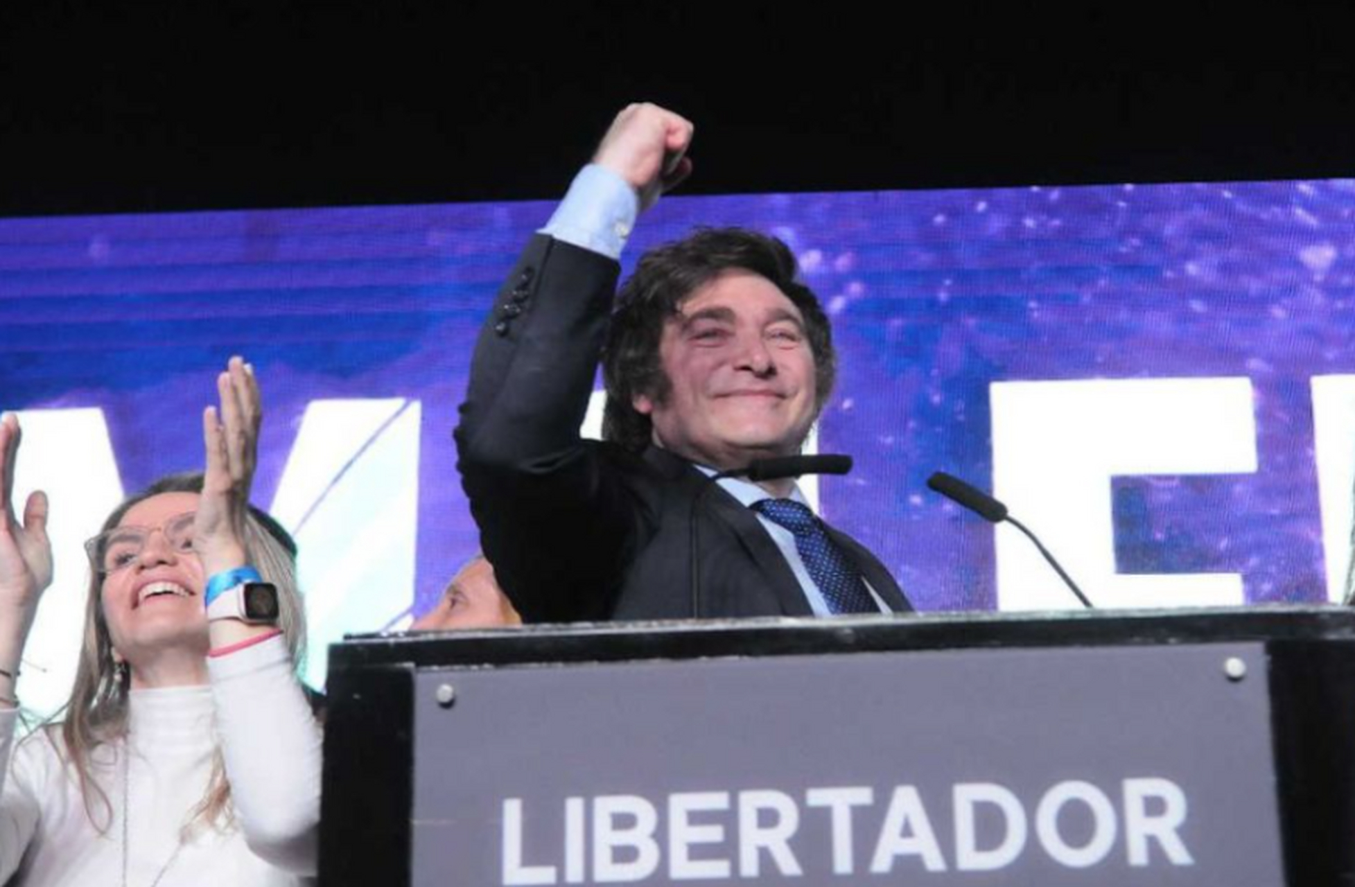 阿根廷总统大选头号热门哈维尔·米莱表示:当选后马上取缔央行,全盘