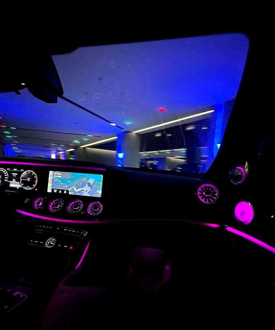 我真的很惊讶,居然还有人会嘲笑我开奔驰,看来现在社会真的很富裕啊.