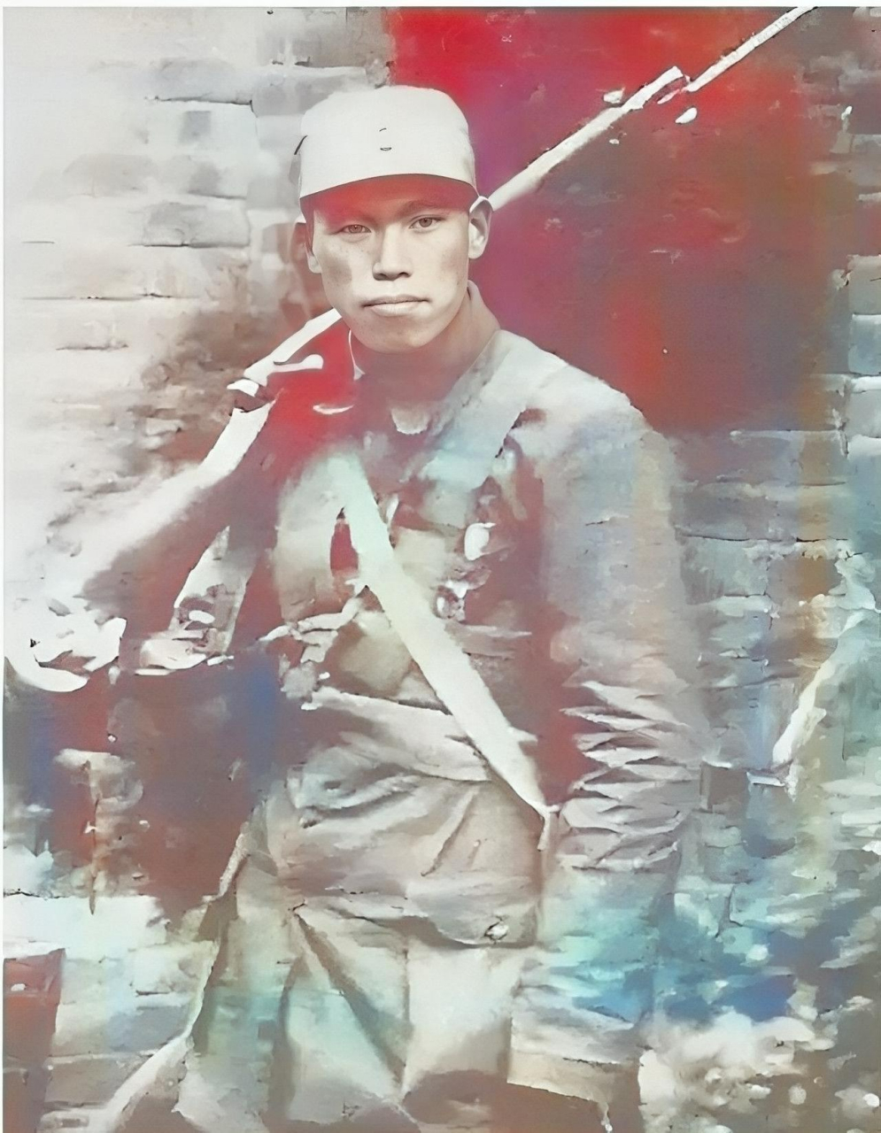 1937年,梁兴初将军的珍贵照片,此时他只是一名营长,但在八路军组建