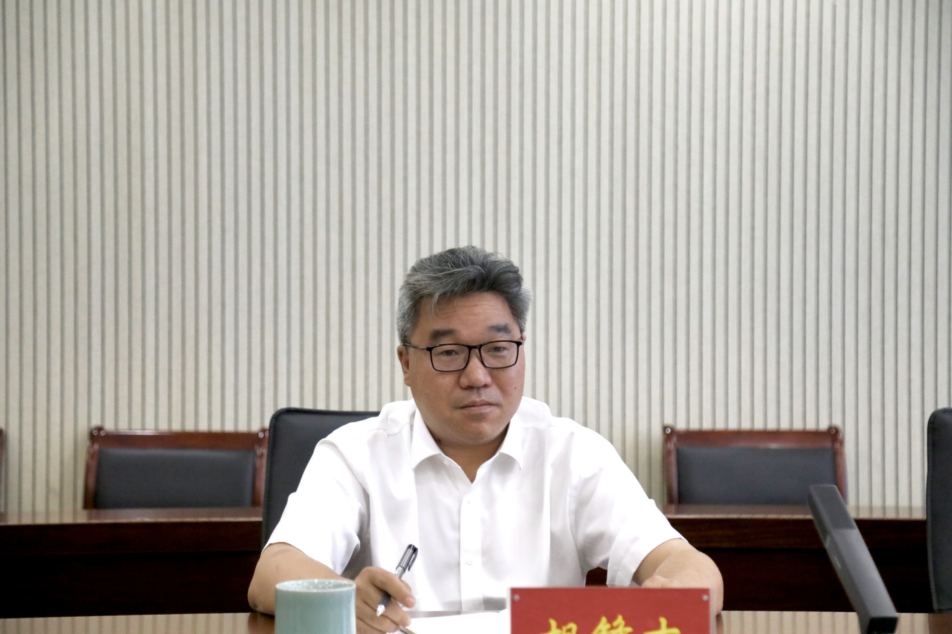 【中国农业银行丽水分行行长陈克勇一行到丽水学院松阳校区调研】  6