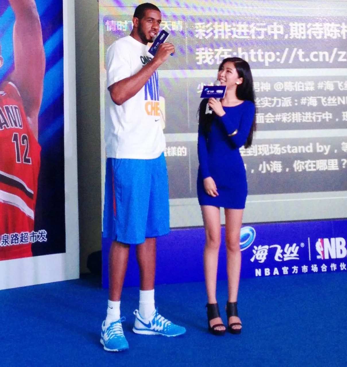 中国最美女主播周玲安和nba球星詹姆斯·哈登在一起,哈登才32岁长得像