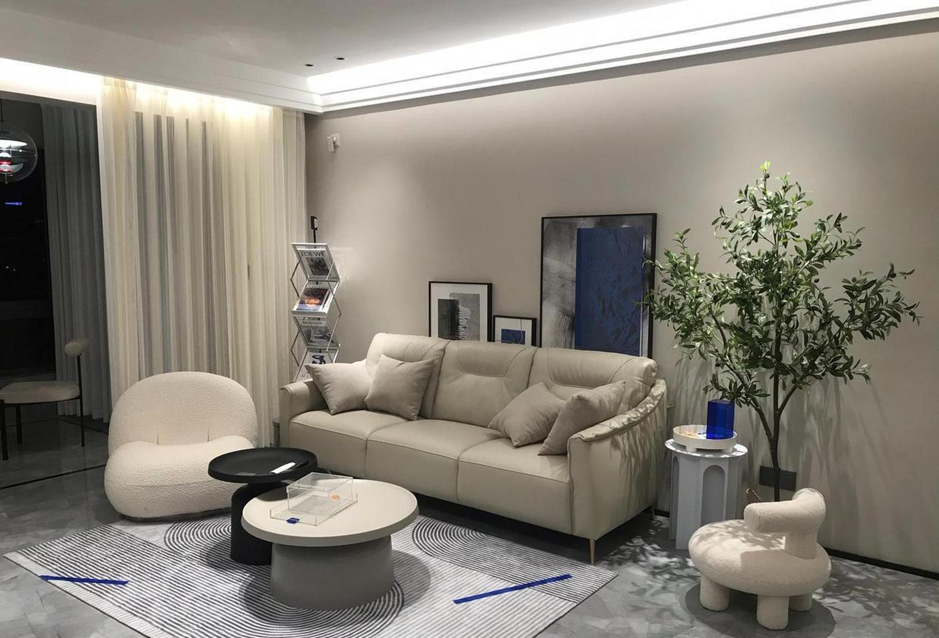 客厅最终的样子,好看死了 奶油色的家白天和晚上真是两种效果,好看