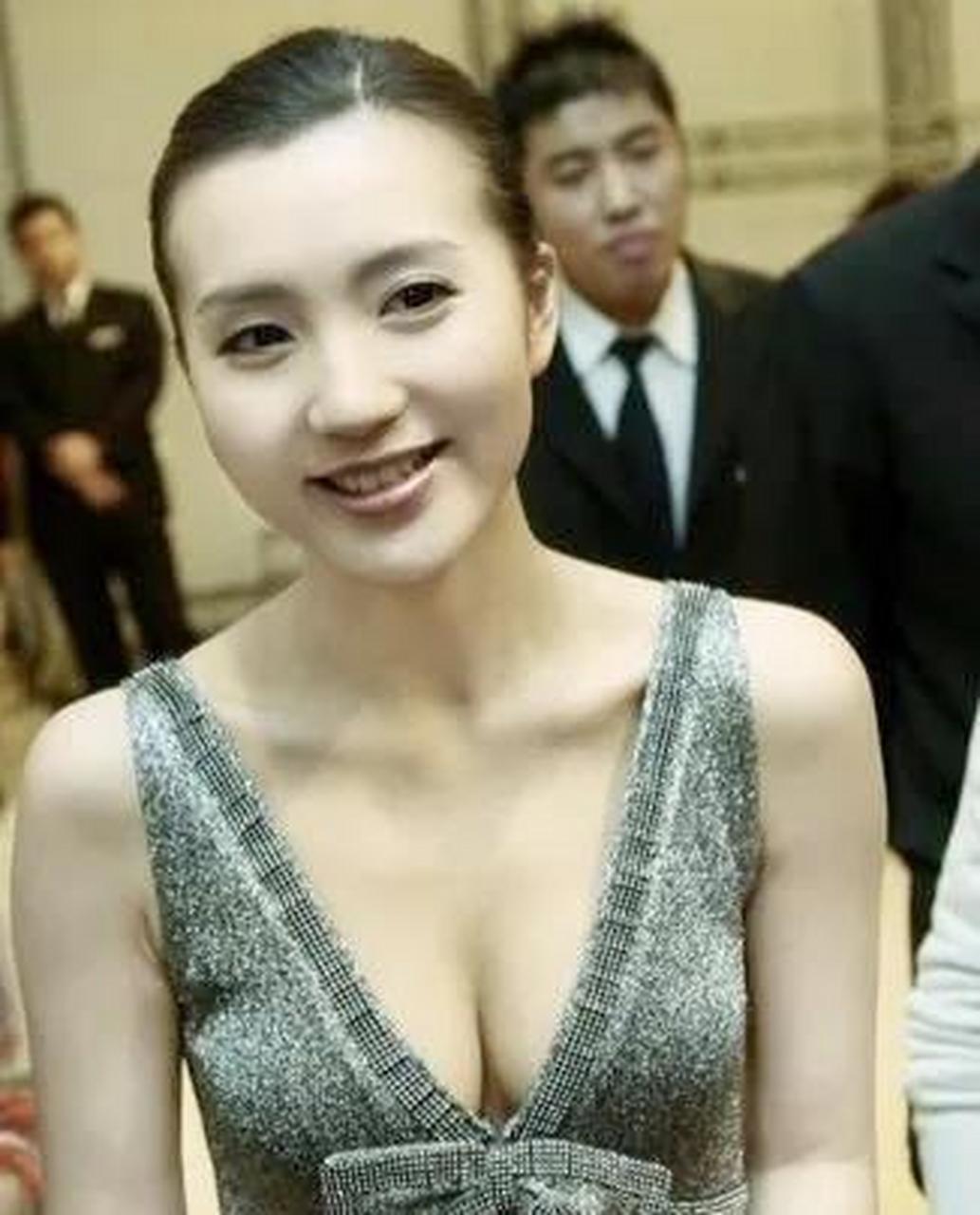 万人迷陈好的一双豪乳当年不知道吸引了多少男人 陈好一直被大家称为"