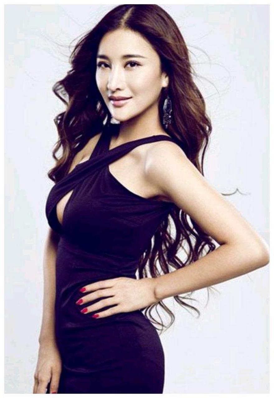 性感艳丽时尚女神张虹一