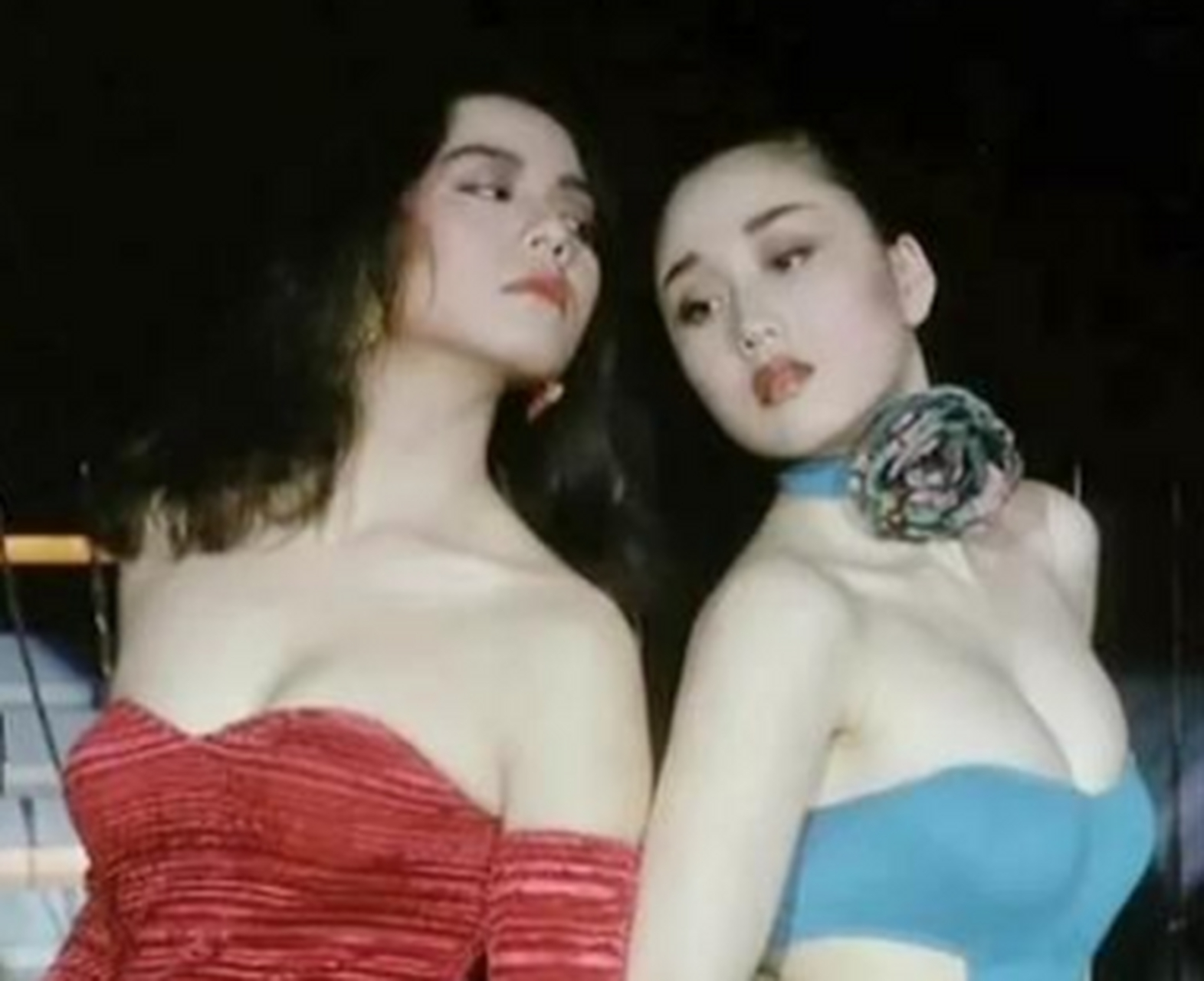 钟楚红和利智斗舞,两位都是绝代美人,你更喜欢哪一位?