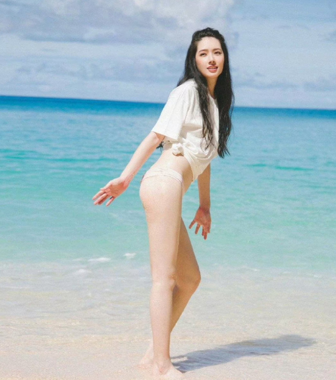 向太儿媳妇郭碧婷这套《男人装》写真最为经典