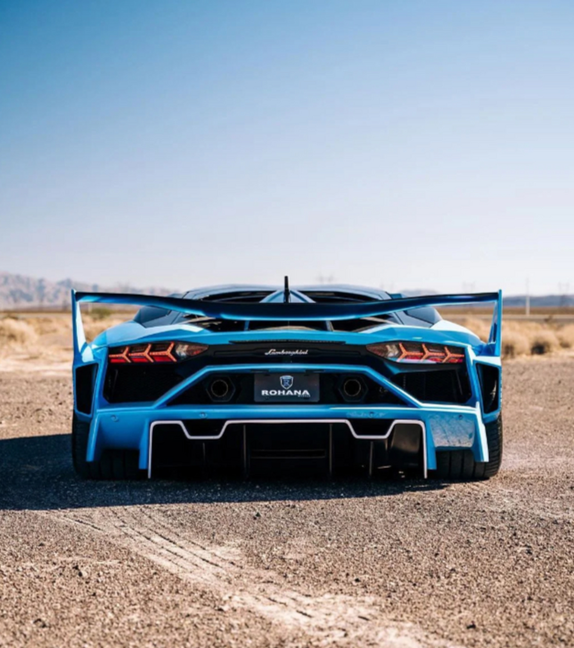 兰博基尼aventador lb宽体版震撼来袭,外观超级帅气,令人无法抵挡.