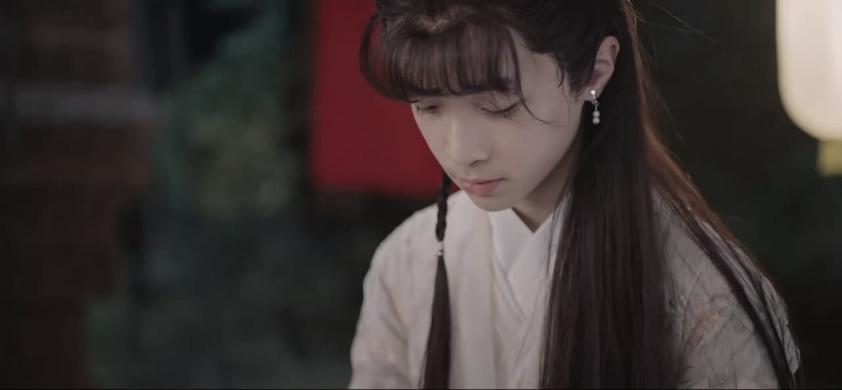 石悦安鑫小朋友,又穿女装扮女生啦!