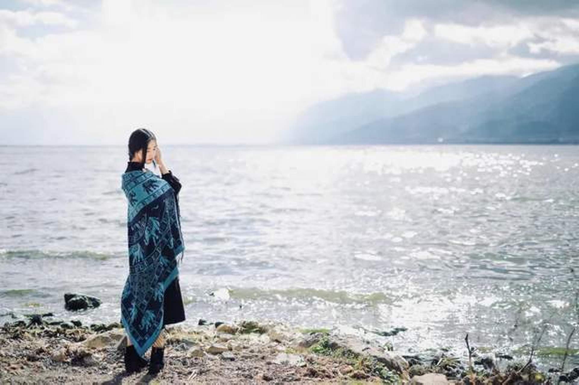 英国女作家多丽丝·莱辛写过一本书叫《去19号房间》.