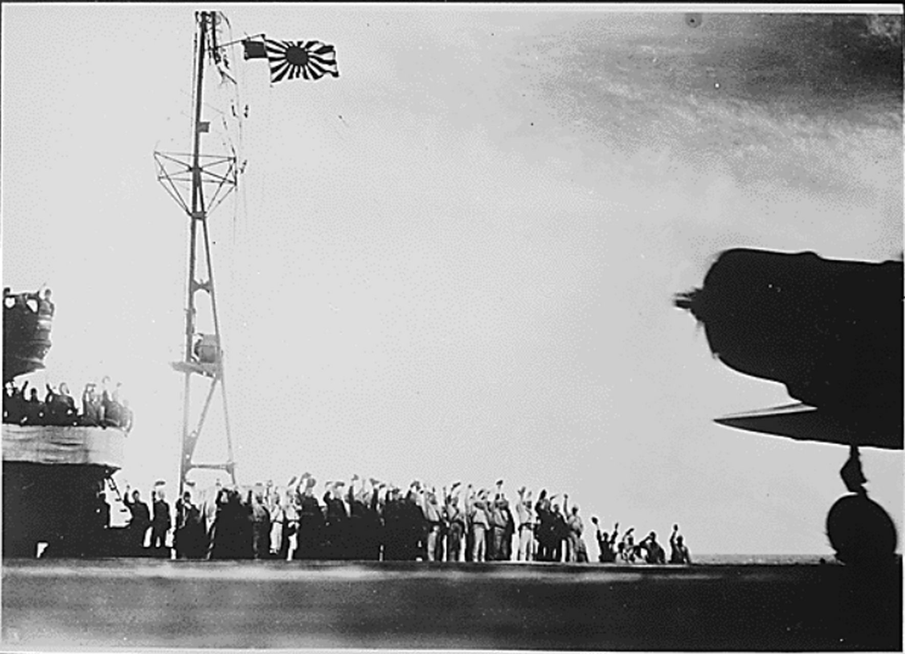 1941年11月26日,日本联合舰队在山本五十六的指挥下,集结6艘航空母舰