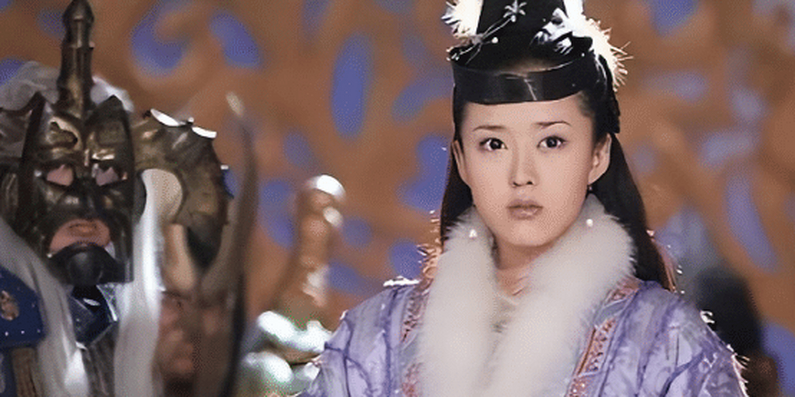 "最美嫦娥"颜丹晨全家福曝光,小5岁老公"裸穿"西装荷尔蒙爆棚,一家三