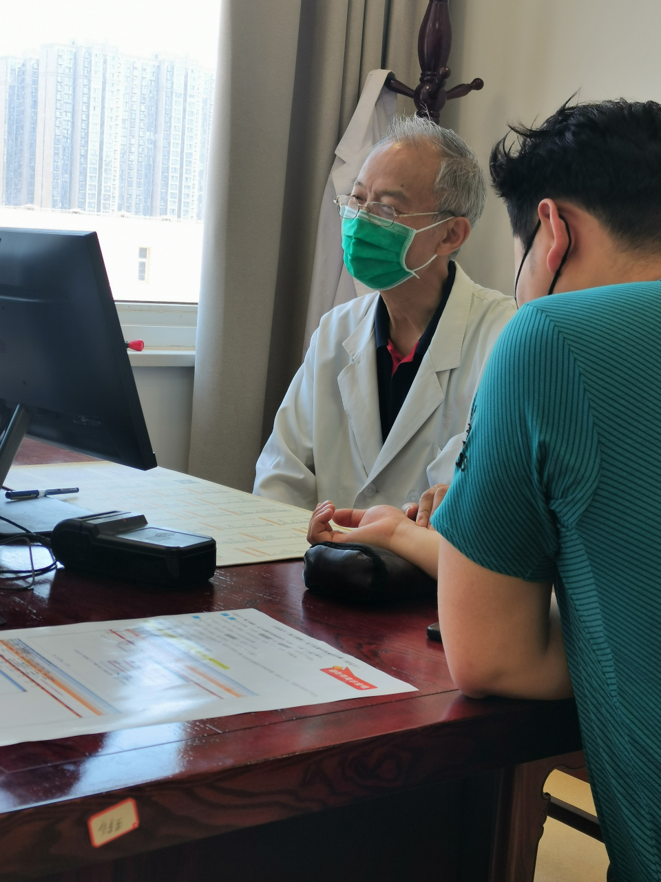 【起不来,多是肝不通,情志舒畅怎么会不持久】  很多男性朋友出现功能