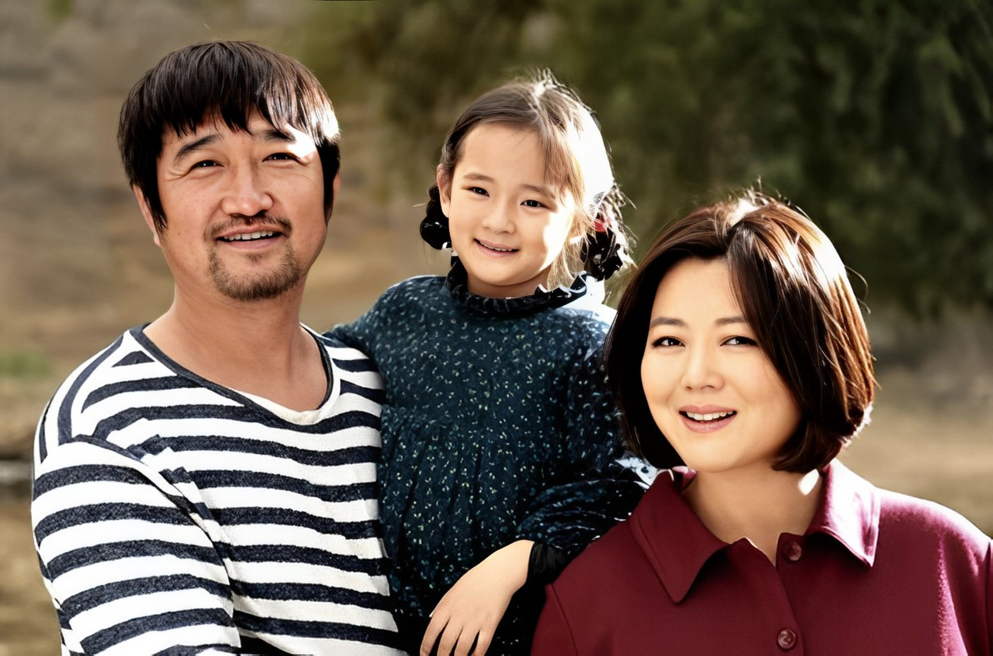 沈航和王茜华结婚12年,感情依旧甜蜜.