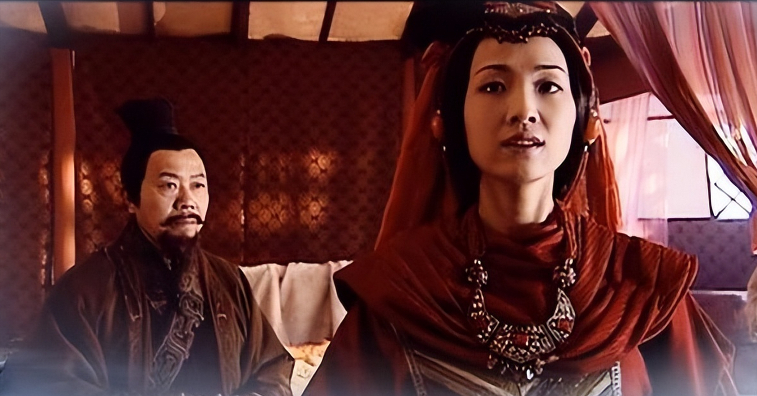 公元前126年,汉朝隆虑公主和亲到匈奴,伊稚斜看着细皮嫩肉的公主走向