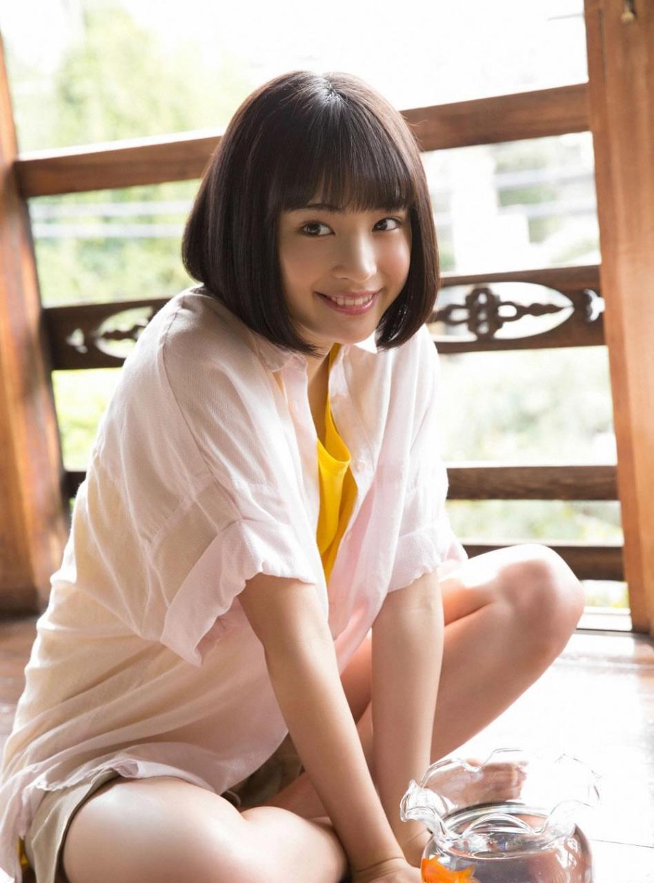 清纯可爱的日本女孩广濑铃 #娱乐最前沿