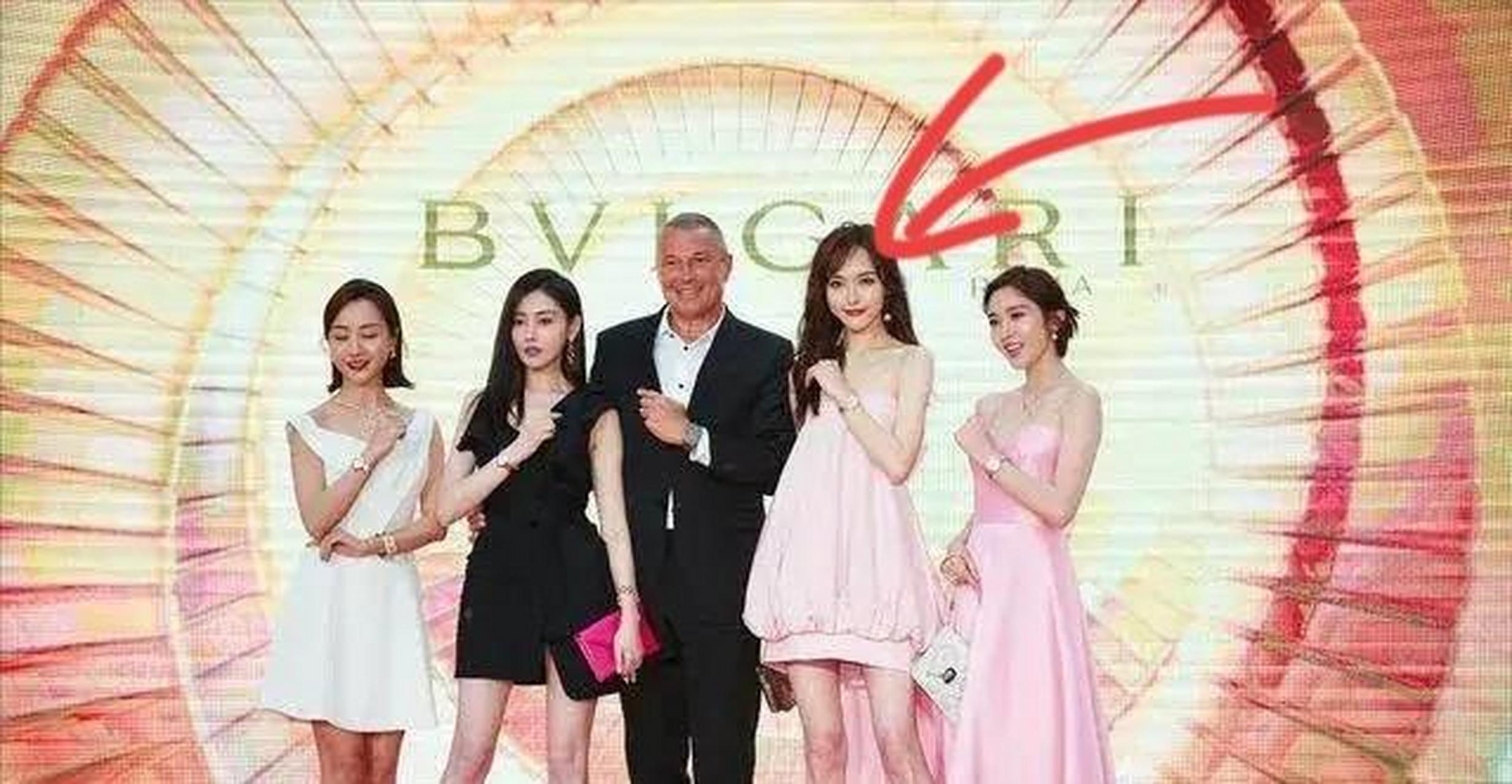 唐嫣婚纱视频完整版