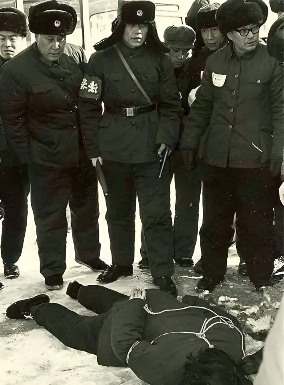 尽管在被行刑时,王守信显得