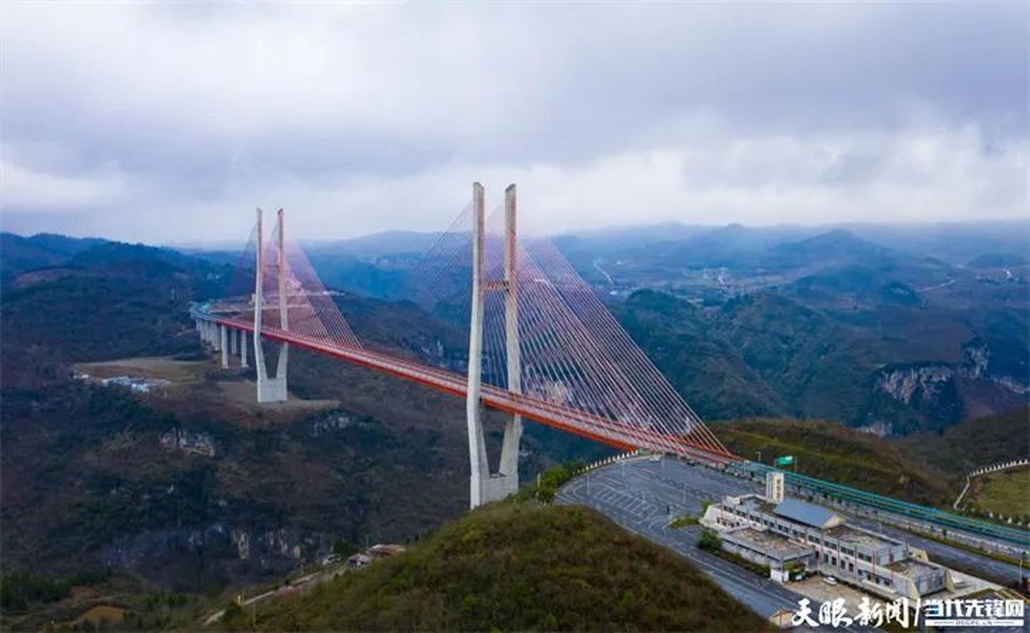 【世界超级大桥故事92|息黔高速六广河大桥:世界第十高桥】  【桥梁