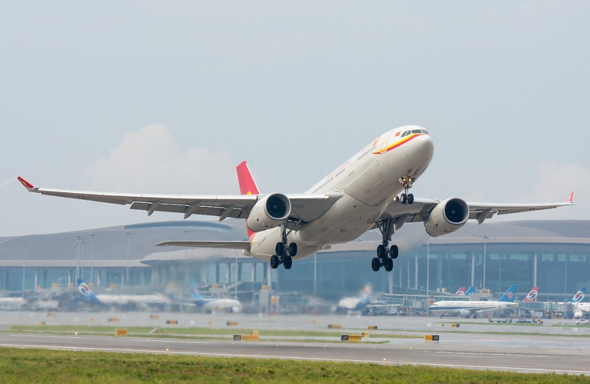 中国采购空客大飞机,美向台湾提供100亿美元军事援助 据美国媒体报道