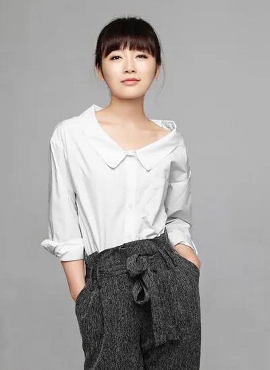 代乐乐,10张精美的照片