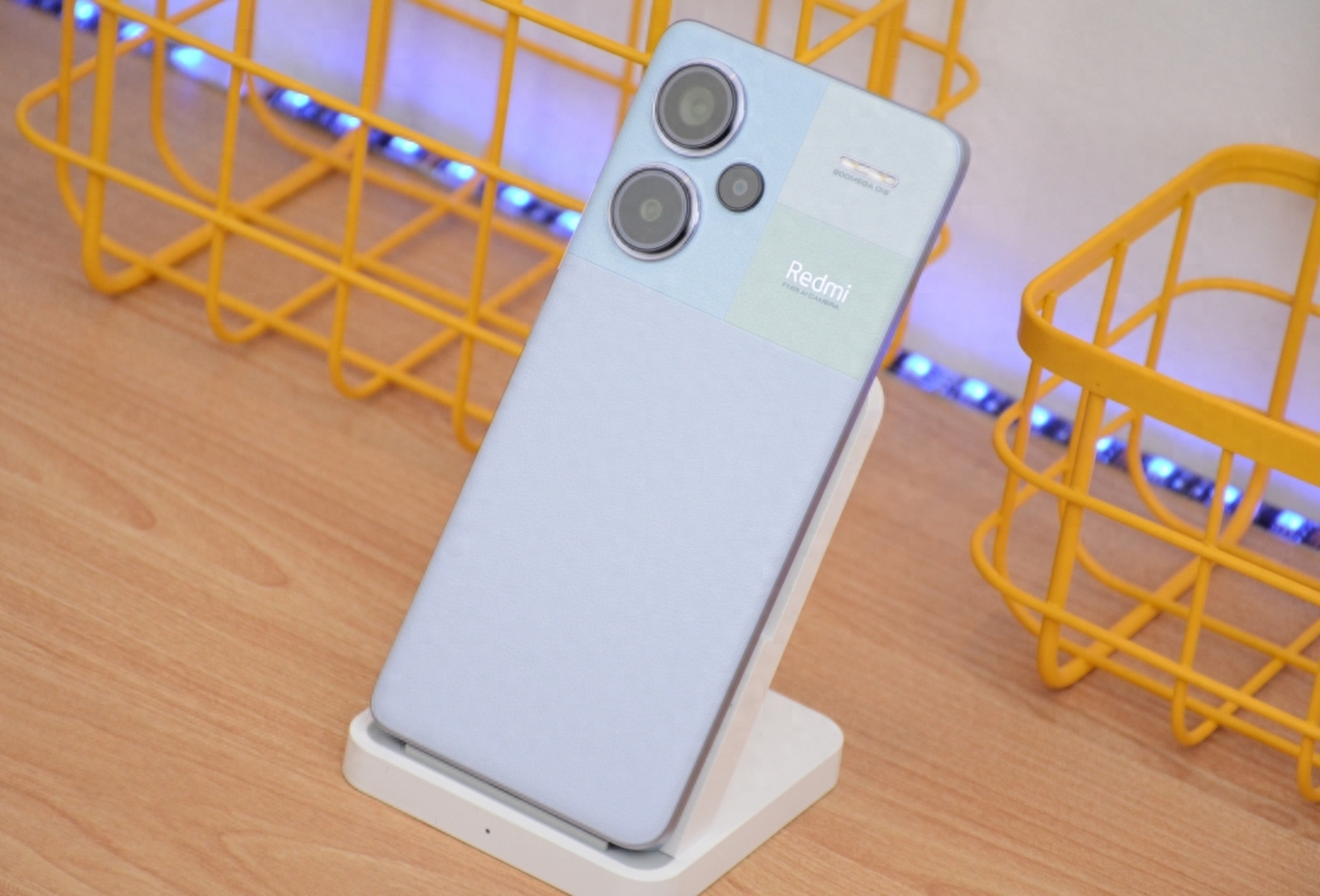 16gb 512gb 120w 2亿像素,首发价跌至2199元,红米新机价格感人 配备一