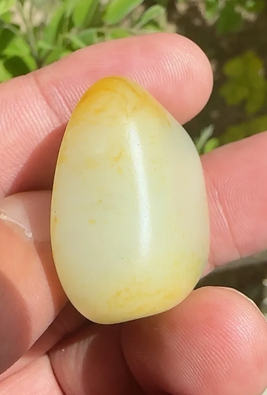 点击头像看直播##和田玉# 老熟黄白种   洒金皮   洒红皮 肉质细腻