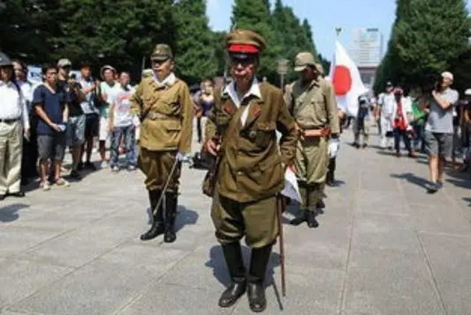 日本大佐怎么画图片