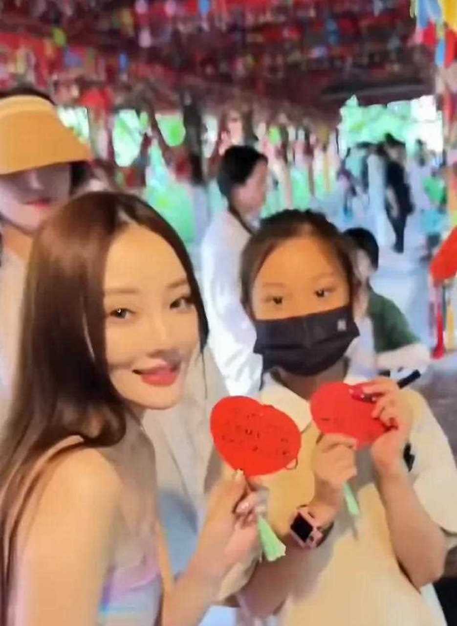 李小璐,大变样了!