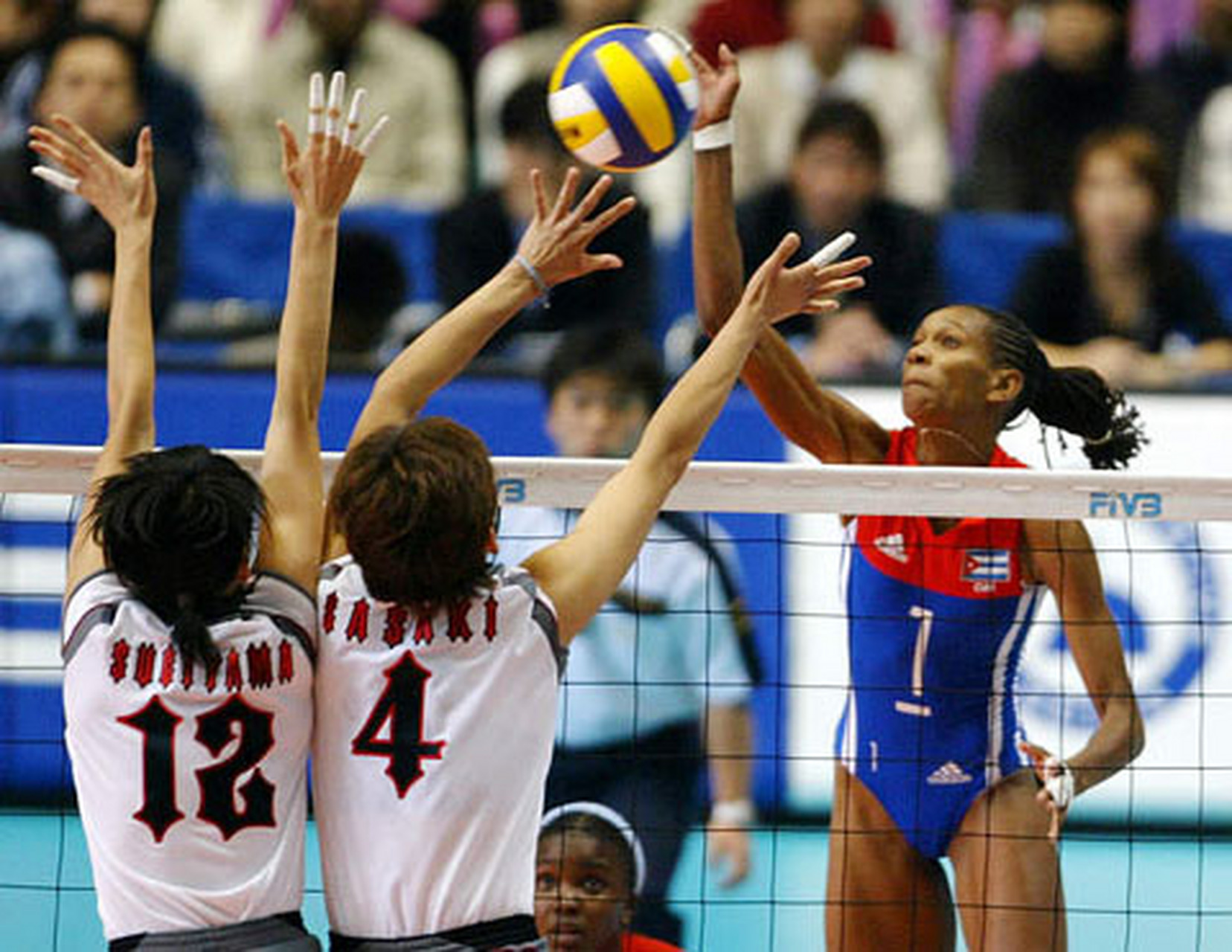 鲁伊兹是古巴女排名将,曾率队获得04年雅典奥运会铜牌.