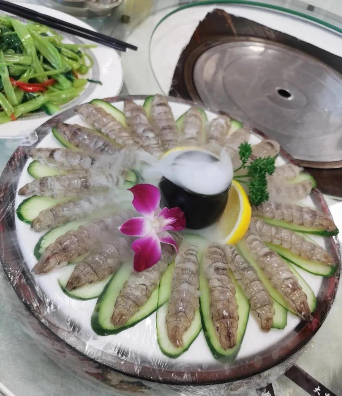 濑尿虾刺身,应该只有顺德才能吃到吧!