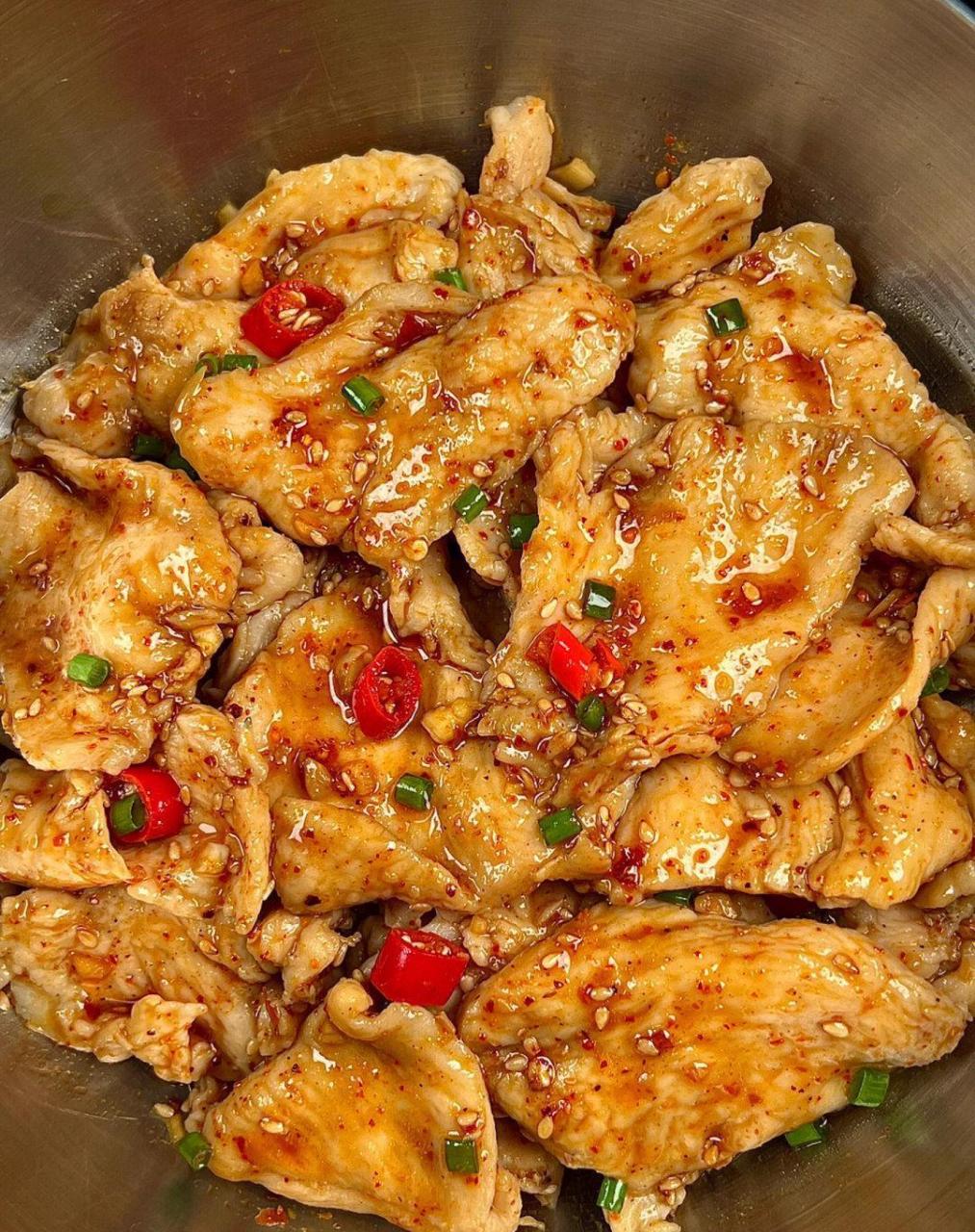 凉拌鸡胸肉片,好吃不胖～ 鲜嫩多汁,又香又辣,吃一片,好吃停不下来了!