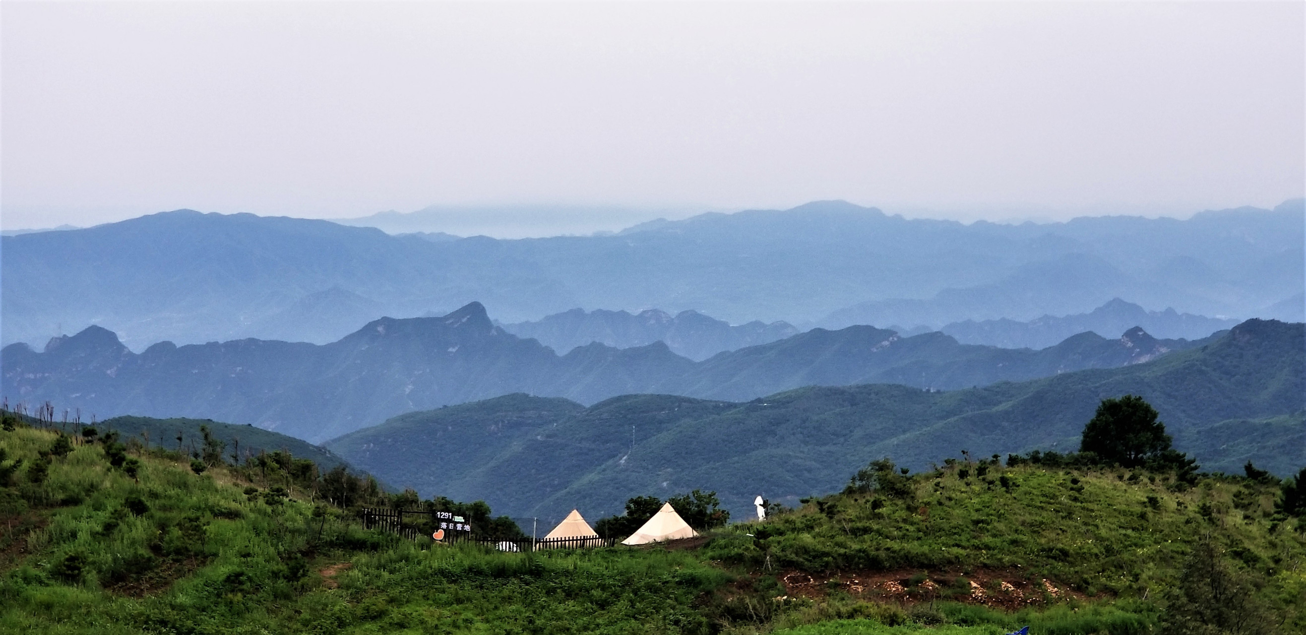 而且在于同时遥望欣赏太行和燕山两大山脉大美风景