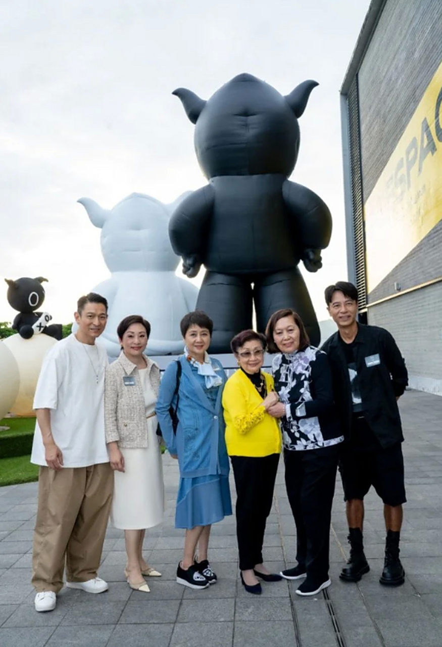 刘德华与阔太梁安琪,让人想不到!