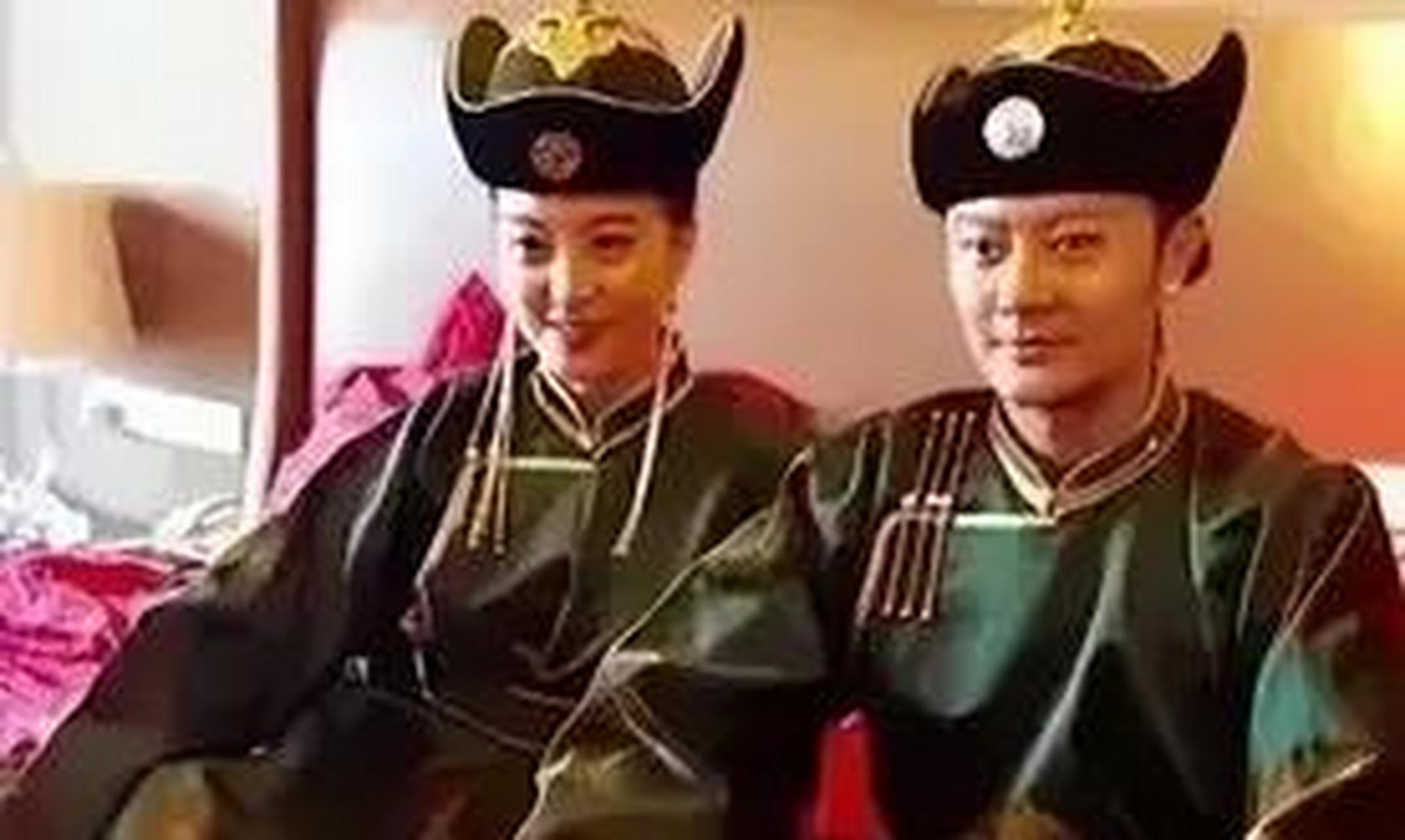 2015年,印小天斥资400万元迎娶老婆哈琳娜.