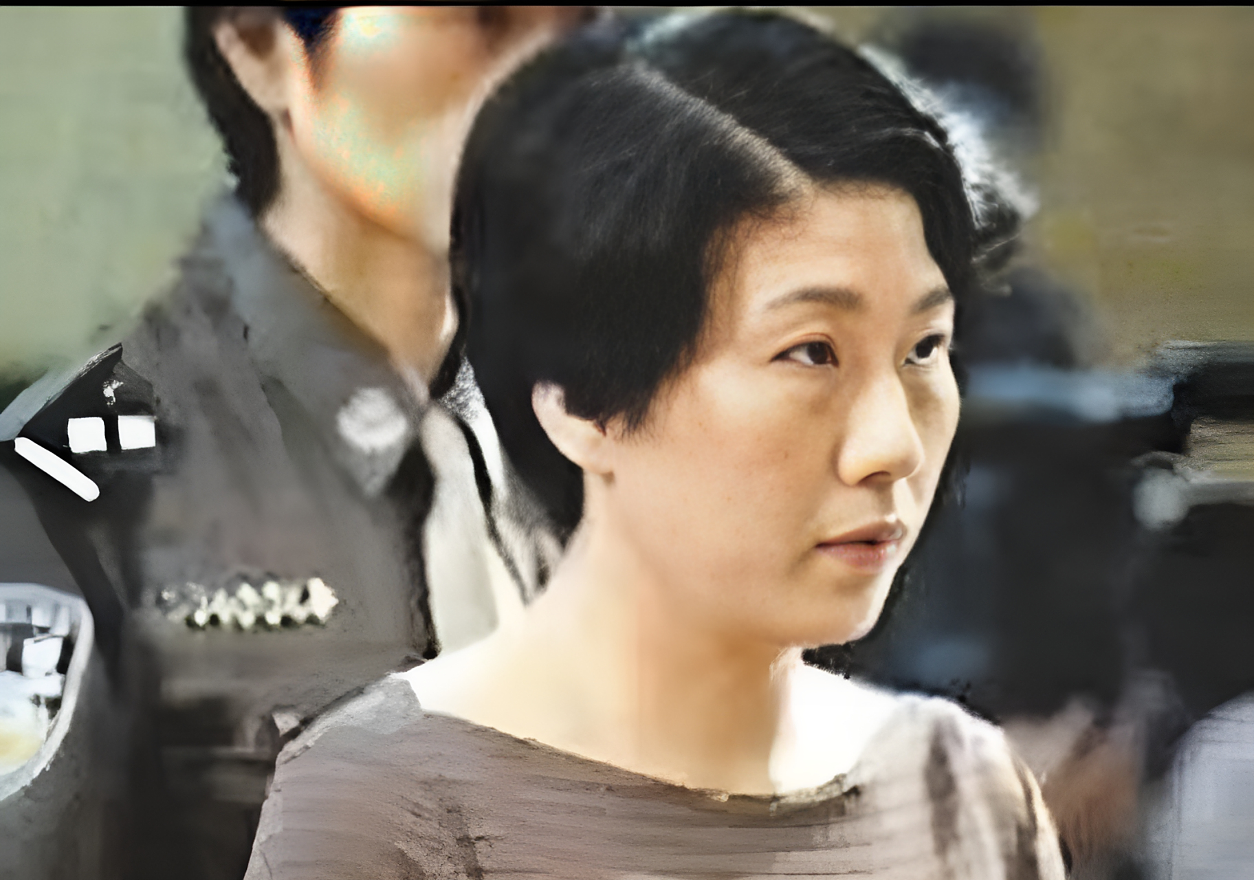 1999年8月,副总裁蒋艳萍因贪污被捕并关押在看守所!