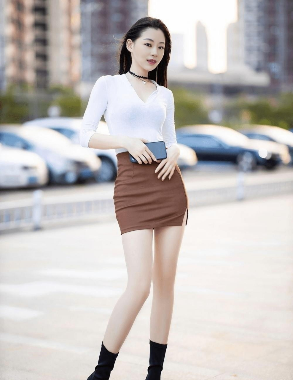 高挑丰腴的少妇,完美魅力十分抢镜,女人味十足#美女写真