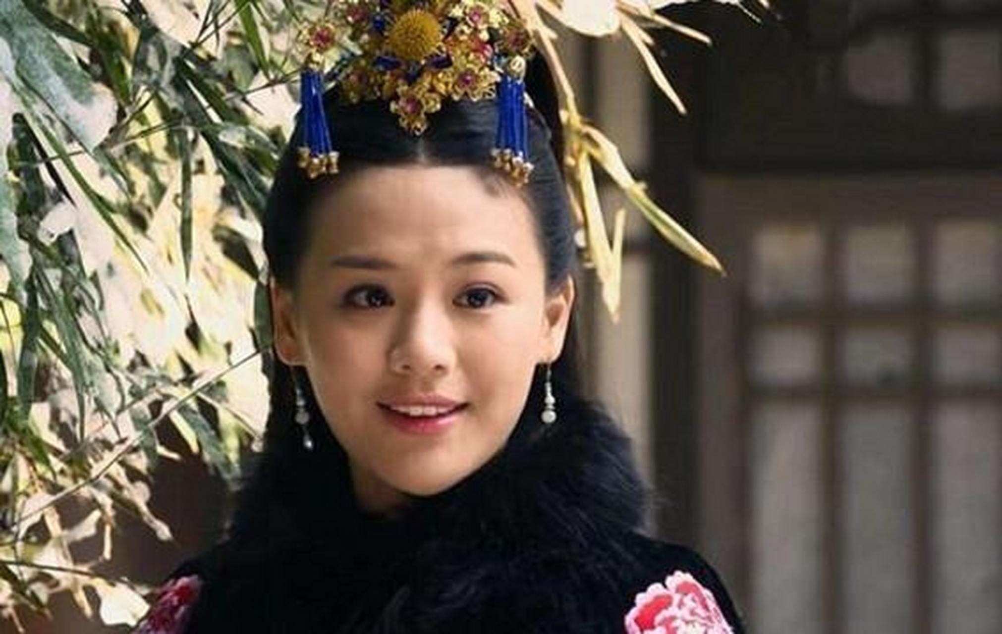 图1是马思纯在古装电视剧将军在上中扮演的女主叶昭,是一位骁勇善战