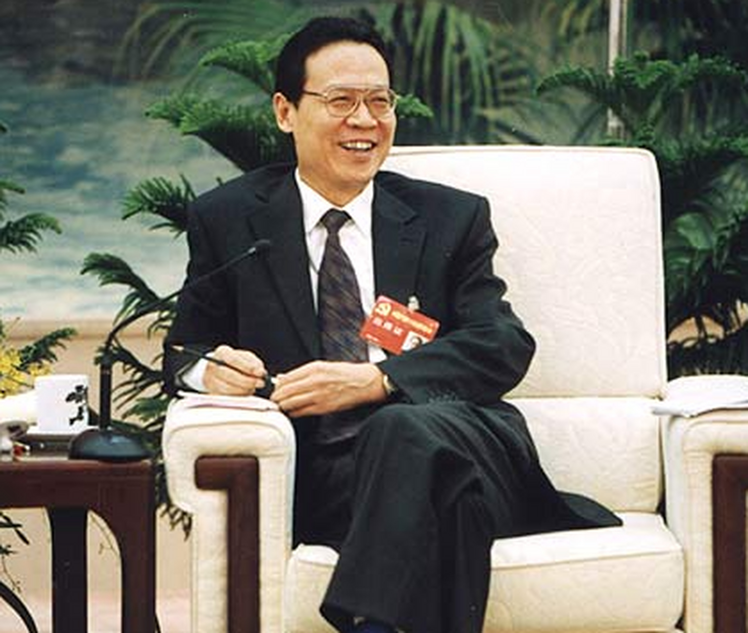 19岁参军,47岁官至少将,担任过福建省委书记,宋德福是一名好官,在自己