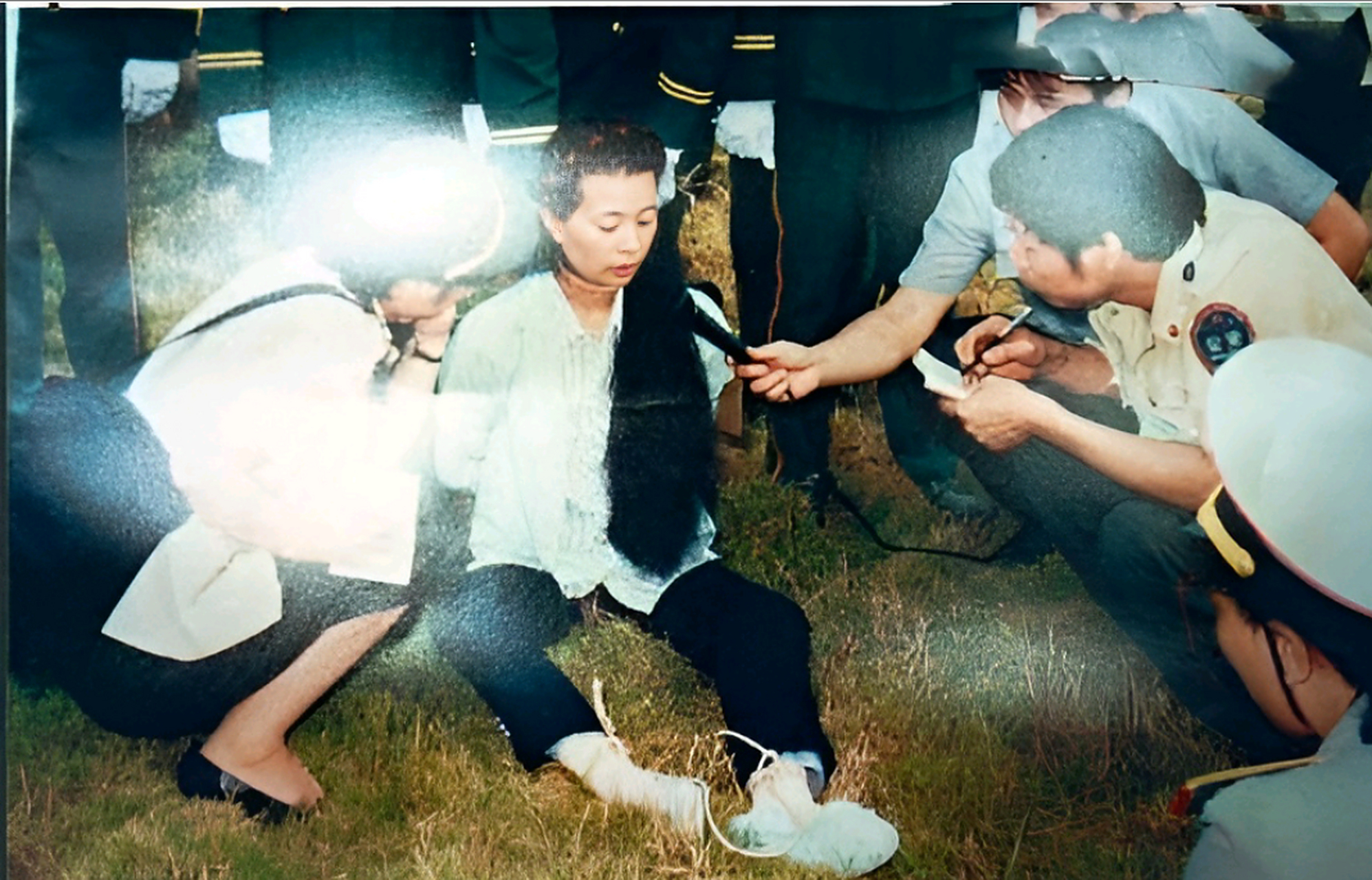 1991年,将被执行死刑的刘伊平,还在接受记者的刑场采访!