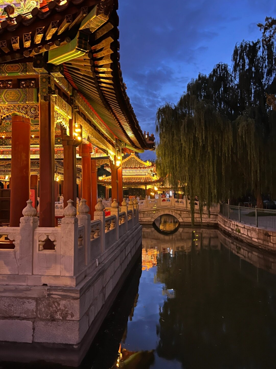 月色下的禁地:北海夜景之谜  北海公园值得一游,别犹豫!