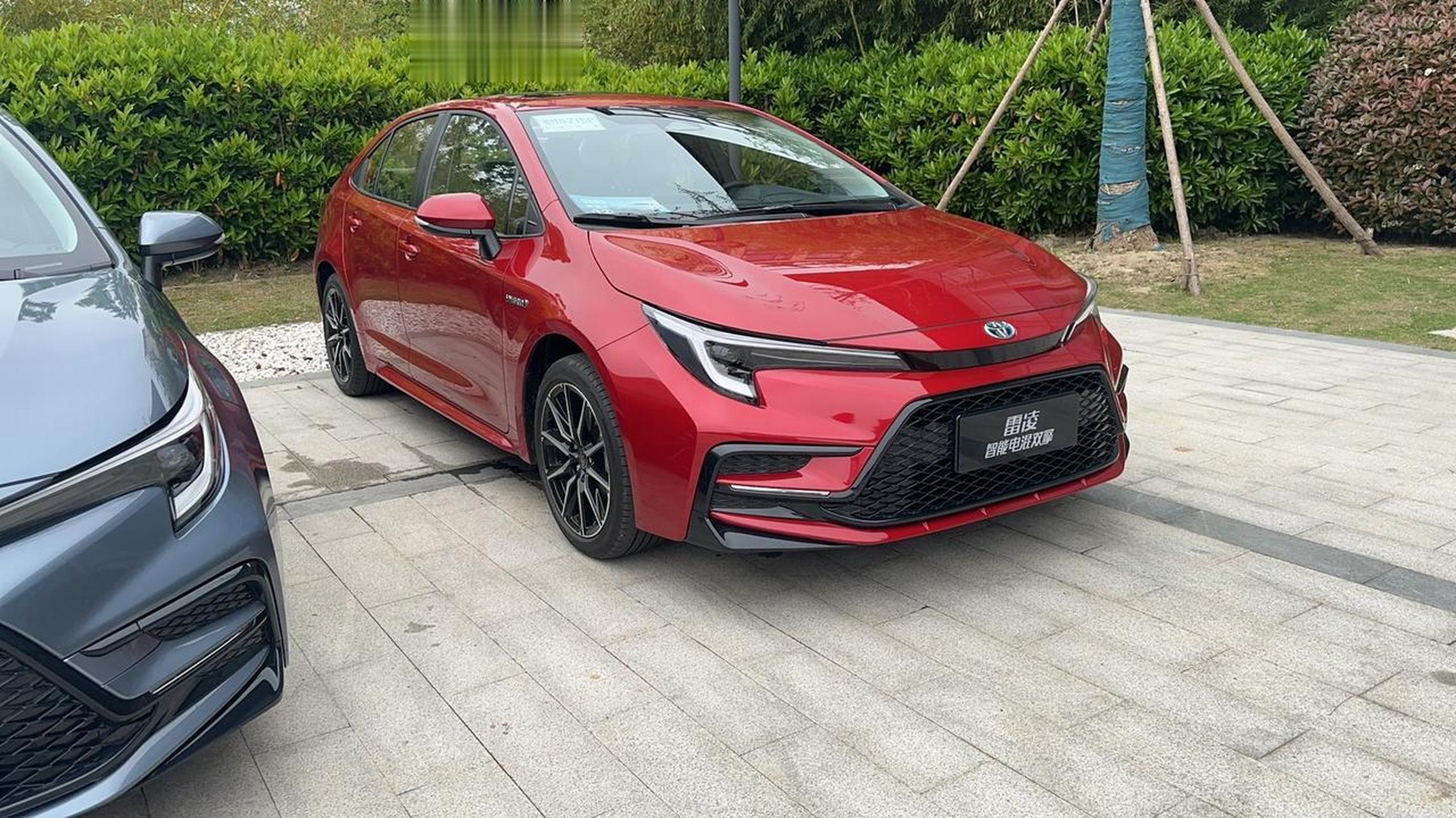 2023款雷凌双擎搭载了第五代丰田ths混动系统,实际体验下来,油耗并未